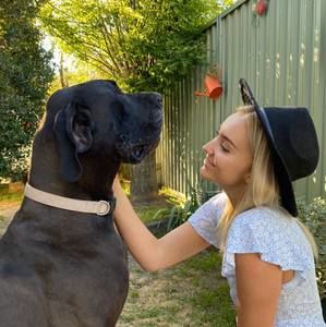 Meet your Posher, Amy